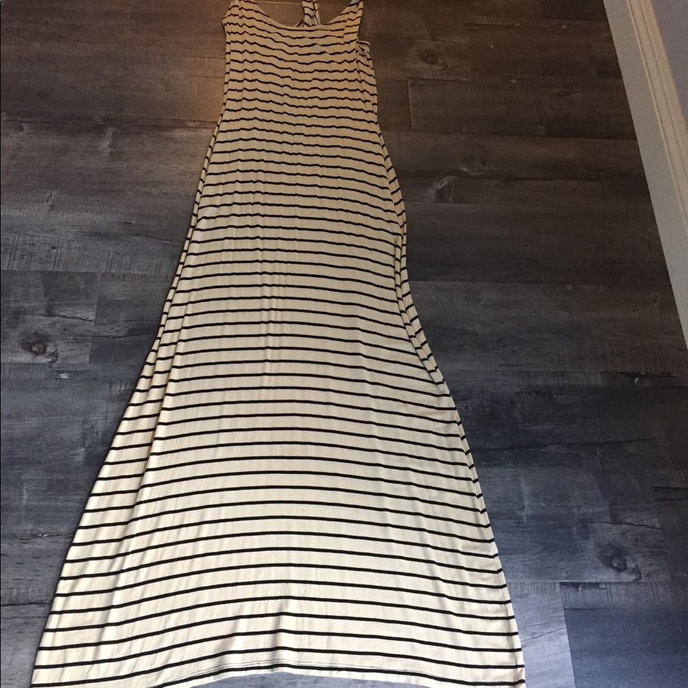 Striped Maxi - Picture 2 of 2